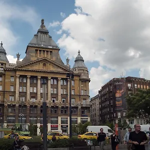 https://sofia-apartment.inbudapesthotels.com