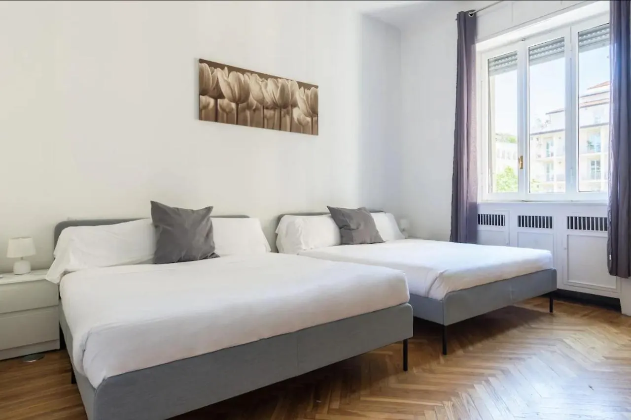 Luxury 4 Bedrooms Apartments Close To Duomo Milan
