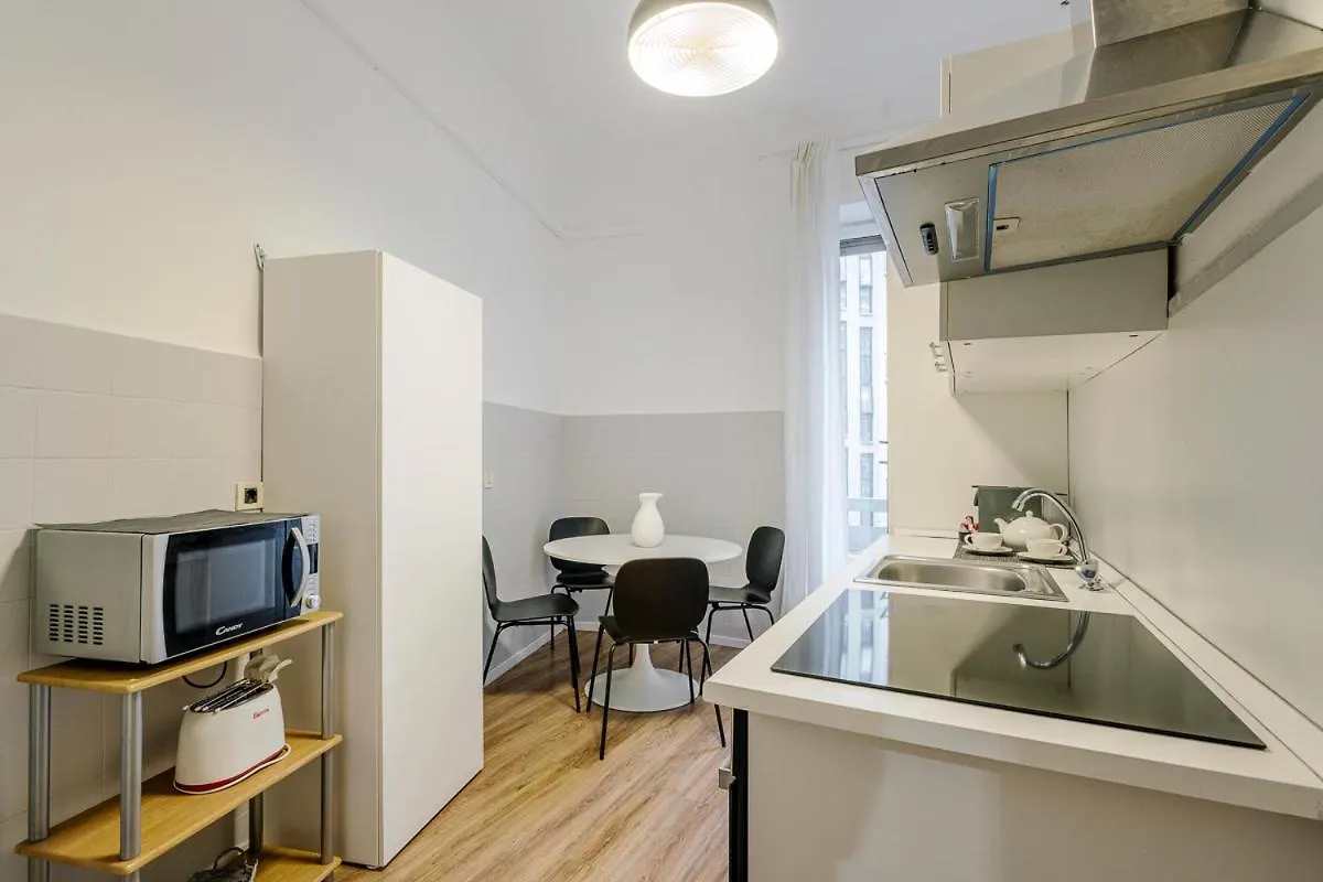 Luxury 4 Bedrooms Apartments Close To Duomo Milan